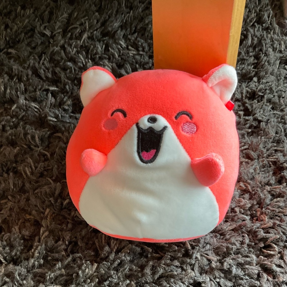 Claire's Halisa the Hamster Squishmallows